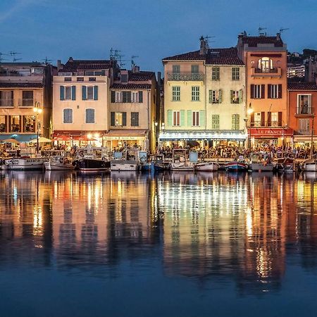 Les Barques, Vue Splendide Sur Le Port De Cassis Apartment Екстериор снимка