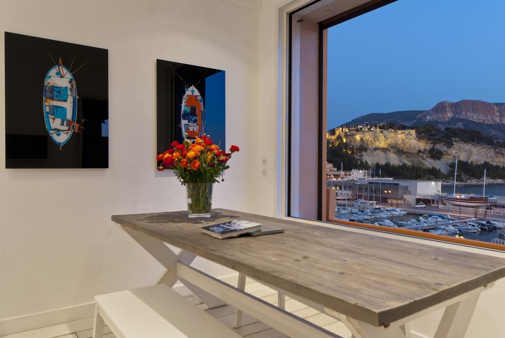 Les Barques, Vue Splendide Sur Le Port De Cassis Apartment Стая снимка