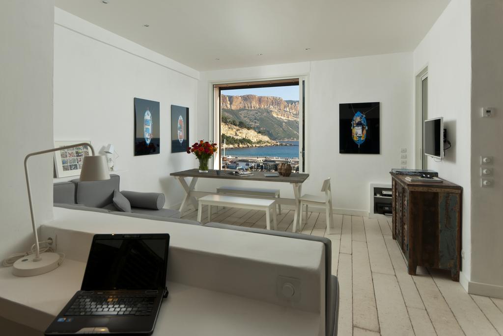 Les Barques, Vue Splendide Sur Le Port De Cassis Apartment Стая снимка